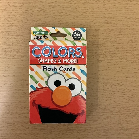 Sesame Street "Colors, Shapes & More!" flash cards, featuring Elmo - Picture 1 of 2